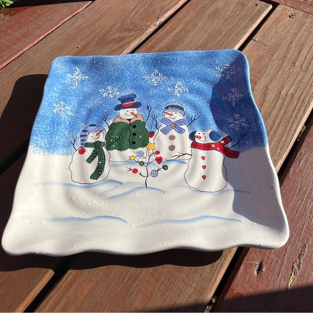 The Home Collection By St. Nicholas Square “Buttom Up” Square Decorative Plate